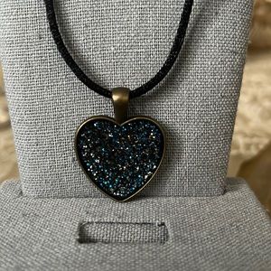 Blue sparkle necklace